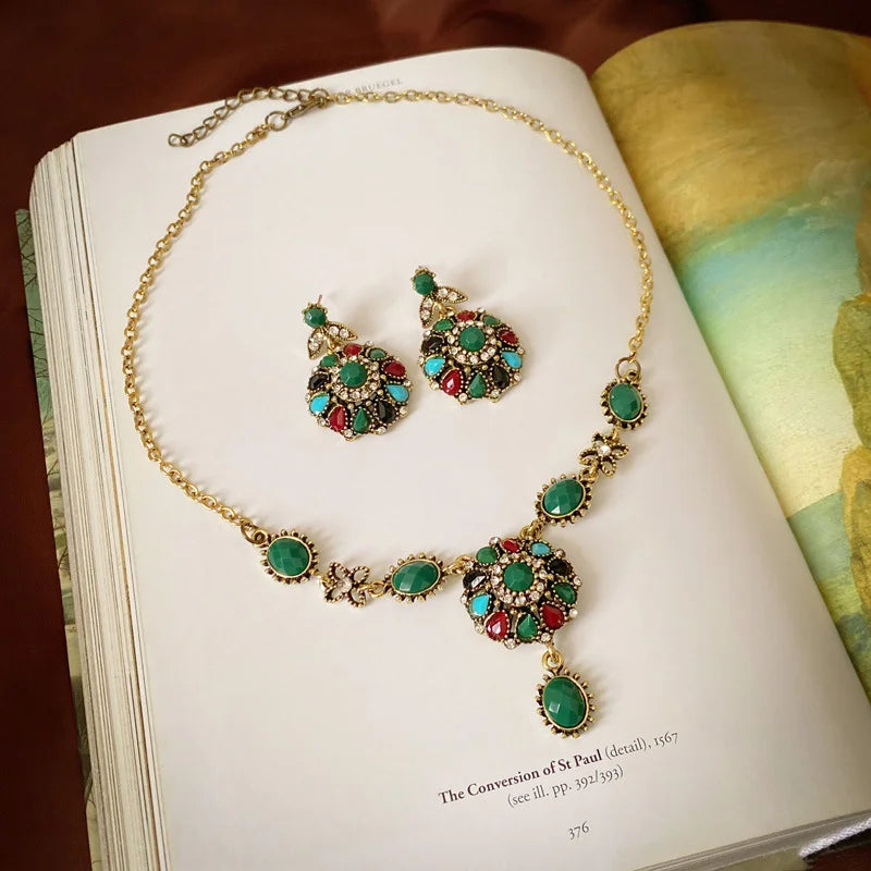 Pearl Rhinestone Choker Set – 3pcs Vintage Light Luxury Necklace & Earrings