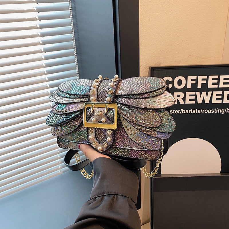 Dragonfly Wing Crossbody Bag — lifestyle 2
