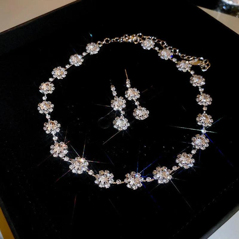 Pearl Rhinestone Choker Set – 3pcs Vintage Light Luxury Necklace & Earrings