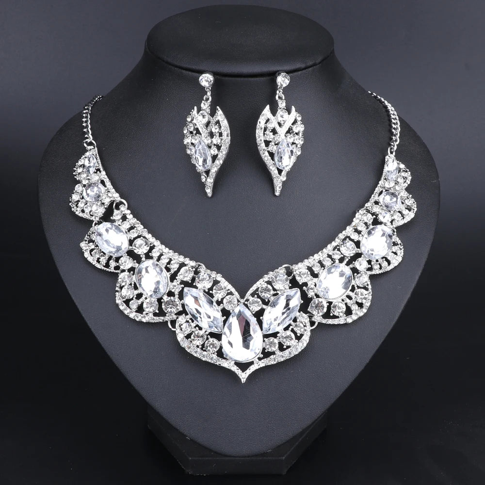 Vintage Retro Indian Bridal Jewellery Set – Necklace & Earrings