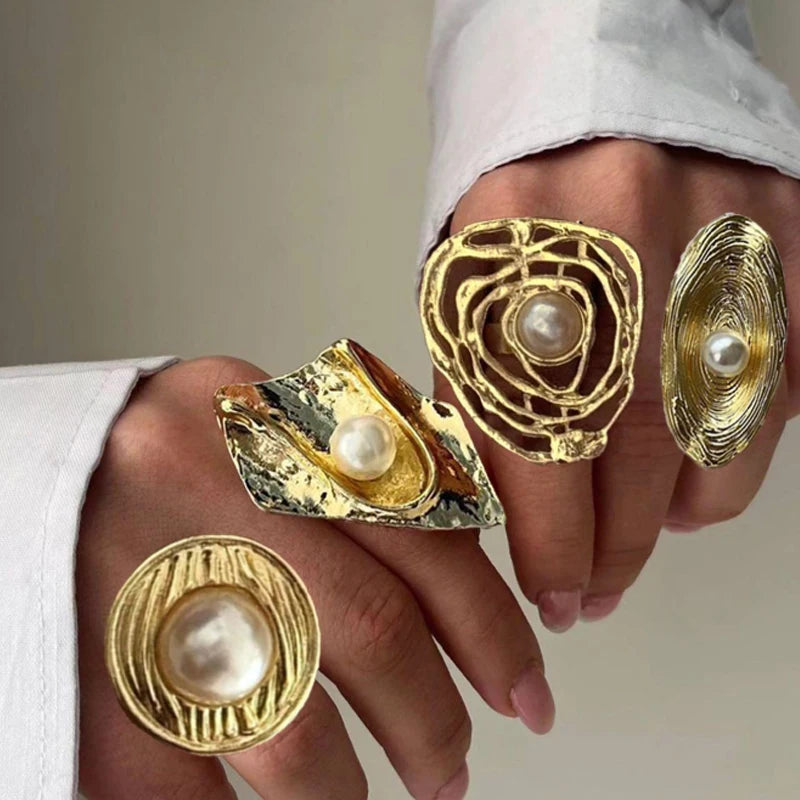 4pc Punk Flower Ring Set – Exaggerated Gold Geometric Statement Rings