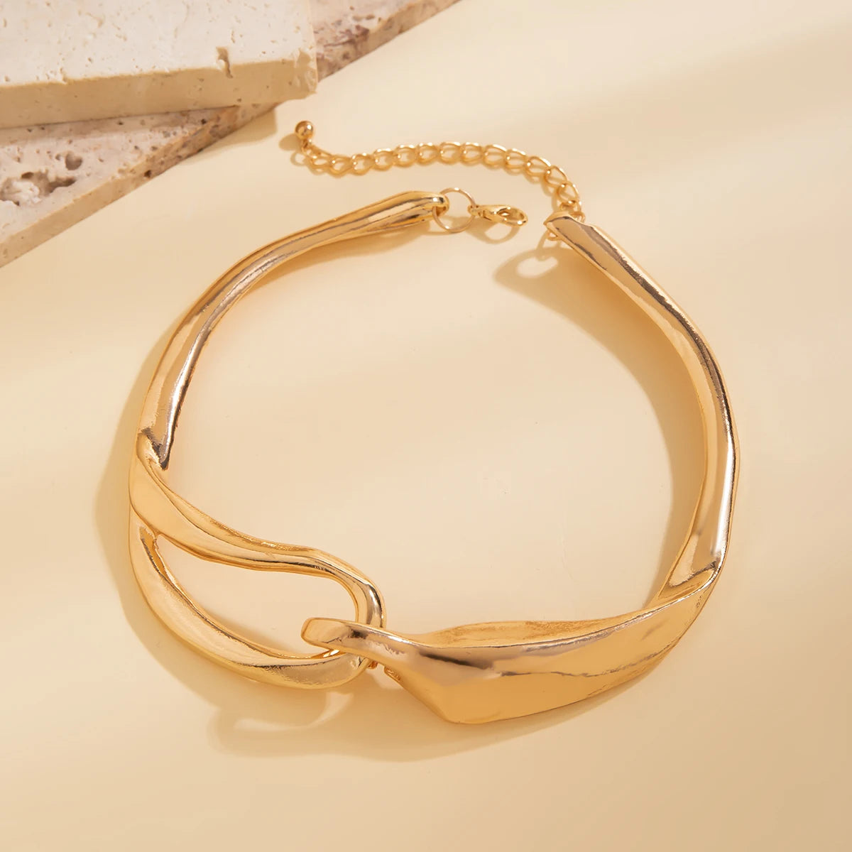 Punk Geometric Torques Choker – Irregular Heavy Metal Necklace Gold & Silver