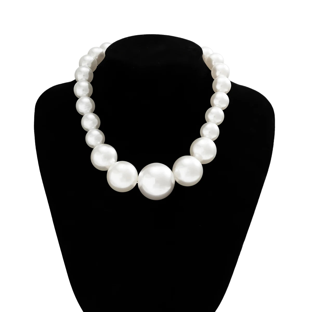 Exaggerated Pearl Beaded Choker Necklace