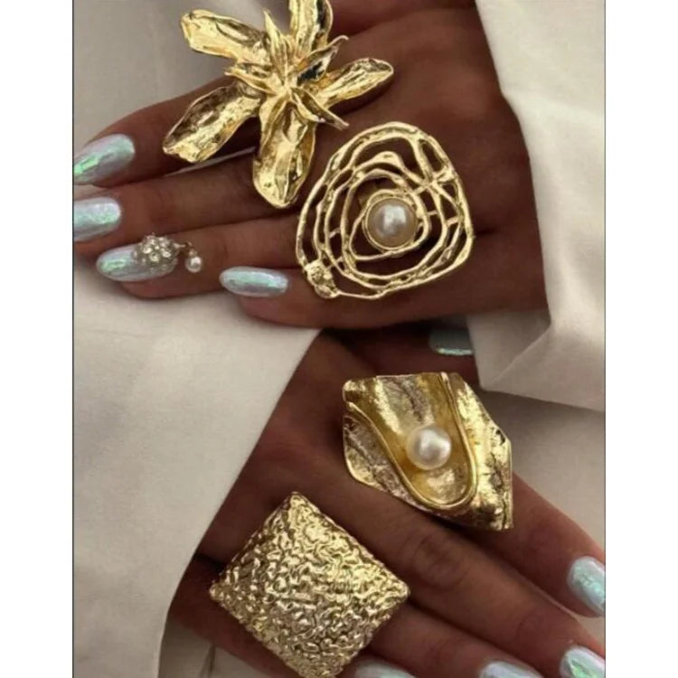 4pc Punk Flower Ring Set – Exaggerated Gold Geometric Statement Rings